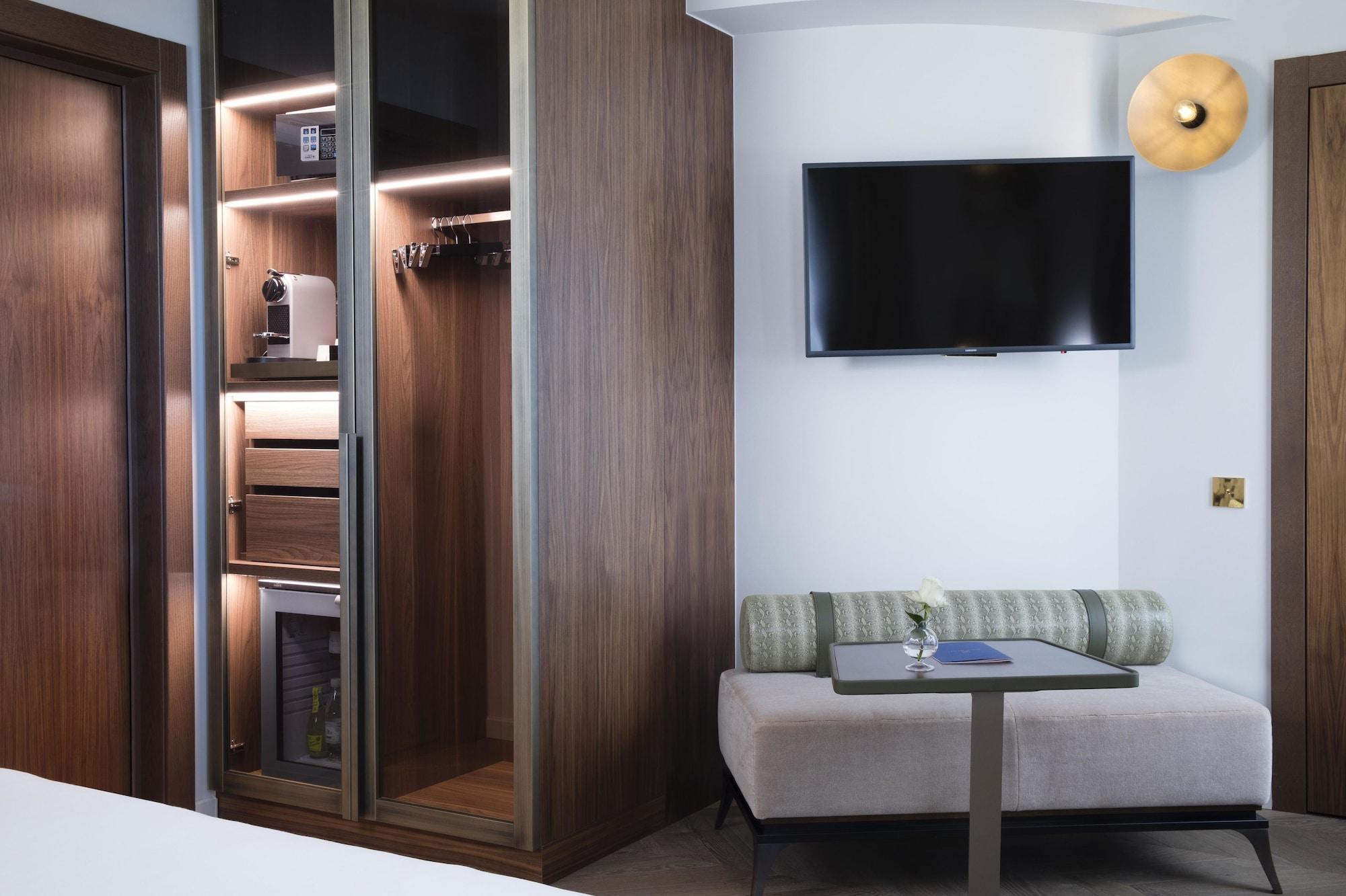Maison Breguet Paris Luaran gambar A room at the hotel