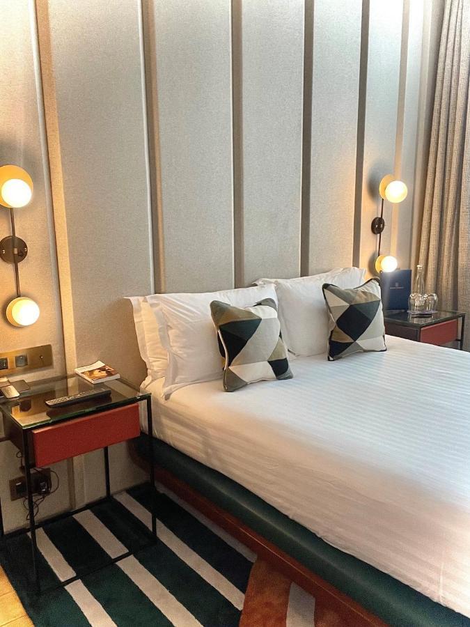 Maison Breguet Paris Luaran gambar A bedroom at the hotel