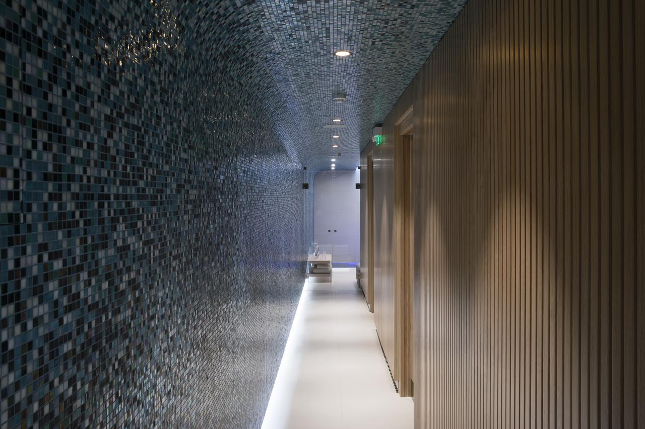 Maison Breguet Paris Luaran gambar The spa at The Landmark