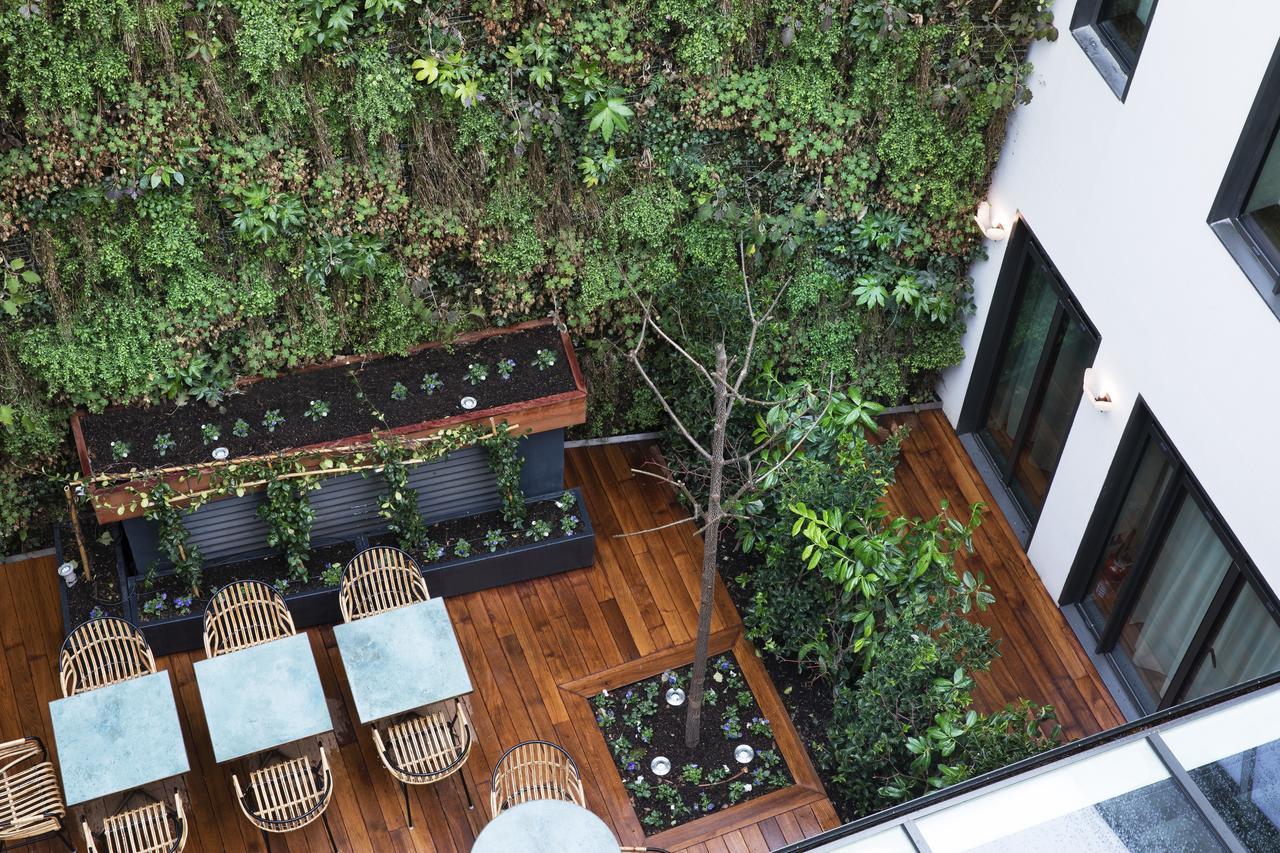 Maison Breguet Paris Luaran gambar The courtyard at the hotel
